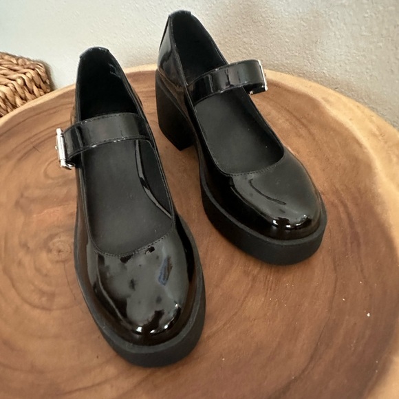 ASOS DESIGN Sebastian chunky mary jane heeled shoes - Picture 3 of 12